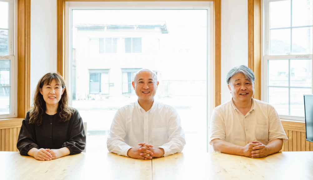 3人の設計士たちが,チームを組みます。