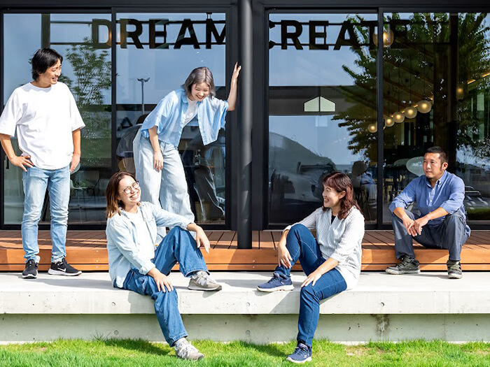 DreamCreate Staff